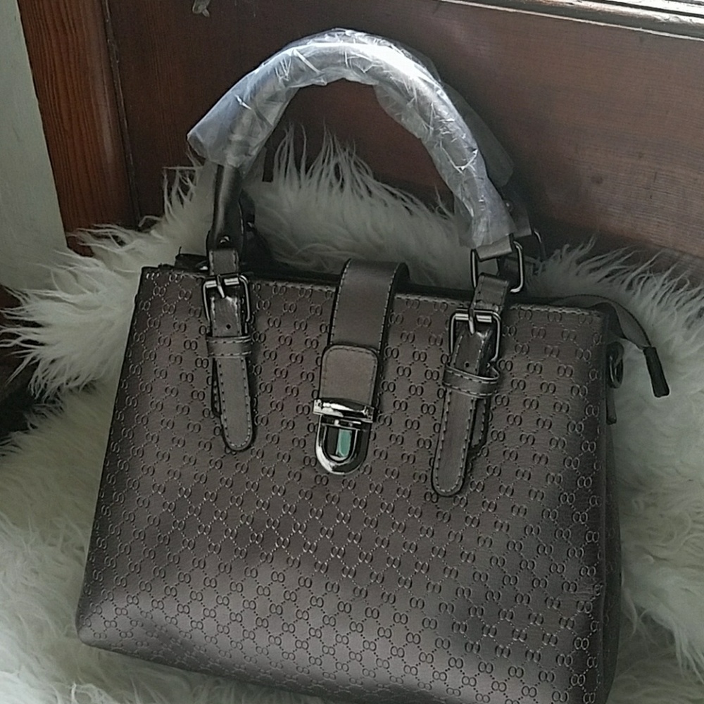 Purse - Picture 2 of 4